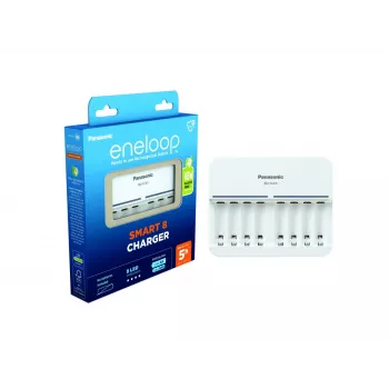 Innenraum-Ladegerät Panasonic BQ-CC63 — lädt 8 AA/AAA, 100–240 V, weiß