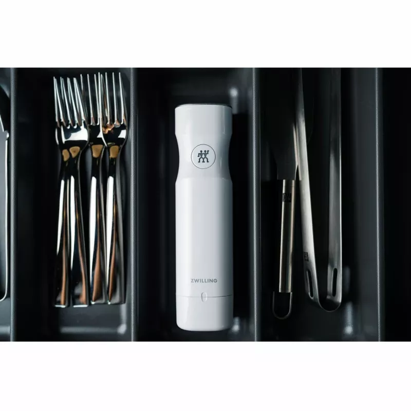 Vakuumiergerät ZWILLING FRESH & SAVE Weiß Pumpe, Akku 3,7 V, Micro-USB-Ladeanschluss, 190×50×50 mm, 330 g