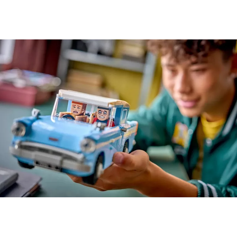 LEGO HARRY POTTER 76470 Verzauberter fliegender Ford Anglia