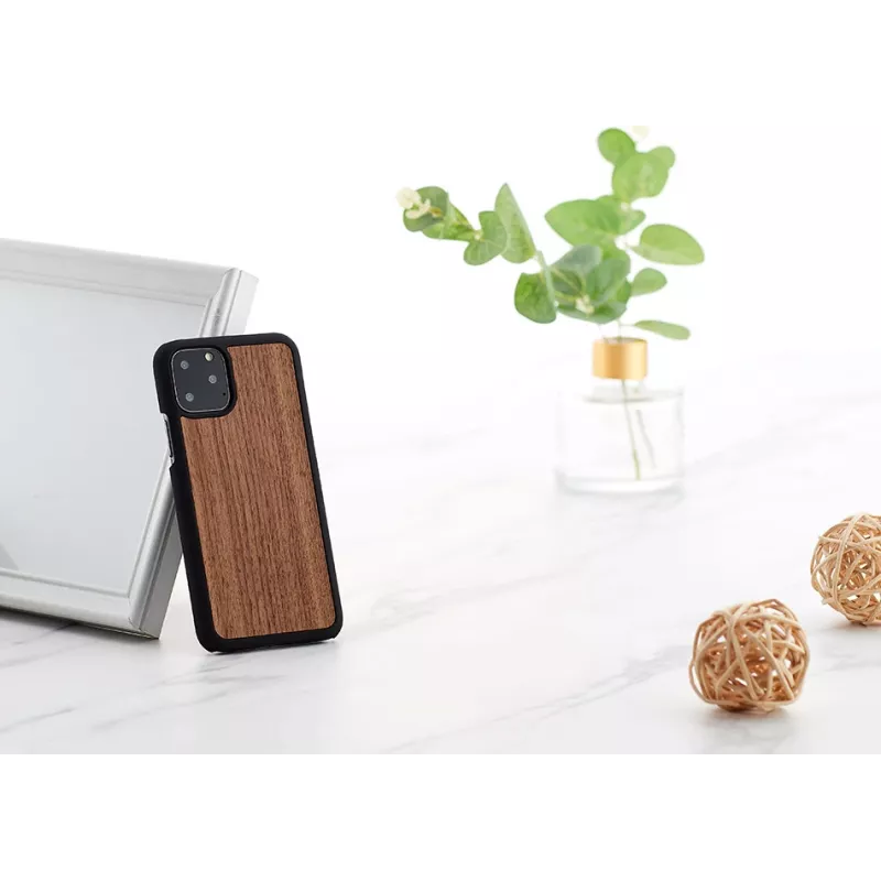 Smartphone-Hülle man and wood für iPhone 11 Pro — schwarze Walnuss