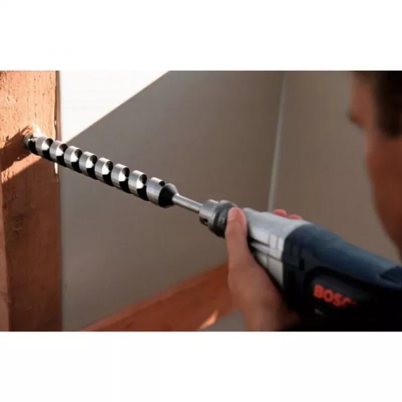 Kabelbohrmaschine Bosch 0 601 049 603 — 550 U/min, 550 W Eingangsleistung, 285 W Ausgangsleistung, 4 cm Holz, 1,3 cm Stahl, 2,1 kg