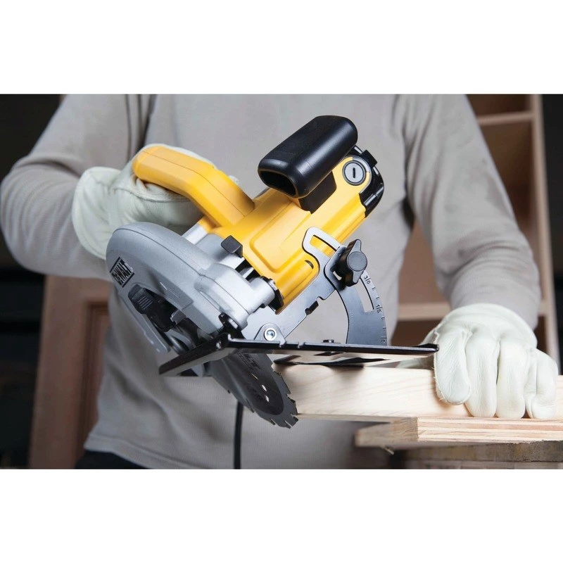 DeWALT DWE560 Handkreissäge 18,4 cm 5500 U/min 1350 W