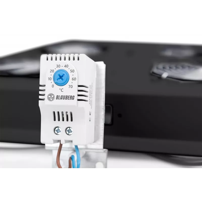 Digitus Dachkühlgerät für Unique & Varioflex-N Netzwerkschränke und Dynamic Basic Netzwerk- und Serverschränke