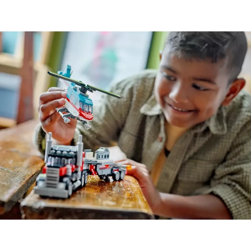 LEGO Creator 2-in-1 Pritschenwagen mit Hubschrauber Set 31146, umbaubares Modell für Kinder