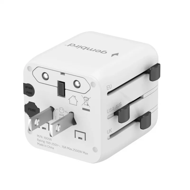 Universeller Reiseadapter GEMBIRD TPA-INT-01-W — Eingang 100–250 V, Typ-G-Stecker, kompakte Abmessungen 84×56×85 mm