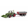 Spielzeugtraktor BRUDER Fendt Vario 211 mit Frontlader und Seitenanhänger