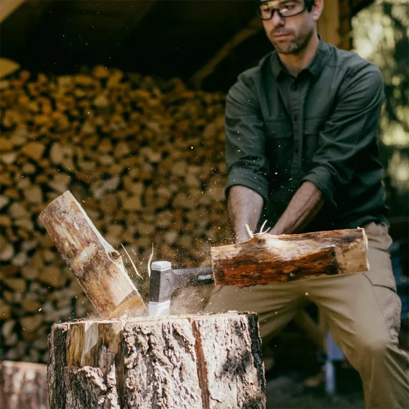 Fiskars X28 Axt Werkzeug 1 Stück