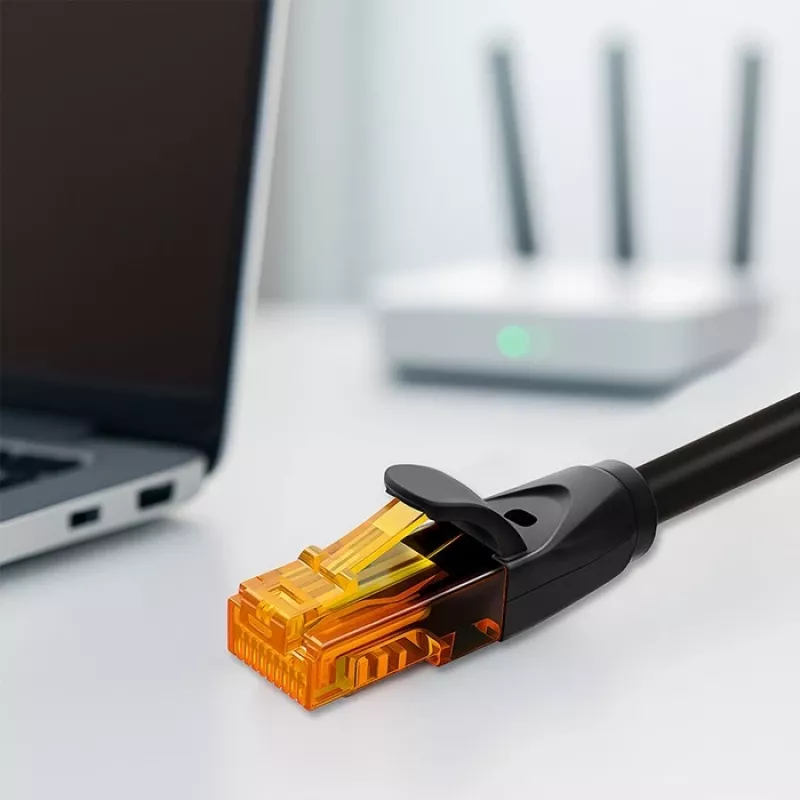 Ethernet-Patchkabel QOLTEC UTP Cat6 10 m, 2×RJ45, schwarz