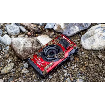 Kamera TG-7 rot
