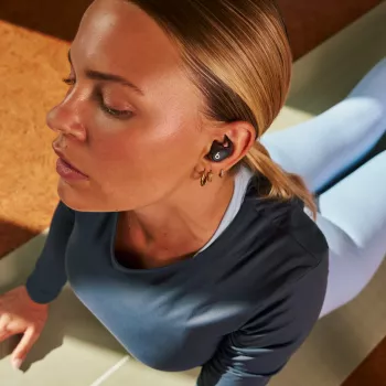 In-Ear kabelloser Kopfhörer Apple Powerbeats Fit — H1-Chip, IPX4 wasserbeständig, aktive Geräuschunterdrückung, Dolby Atmos, USB‑C-Ladecase, 30 Stunden Wiedergabe