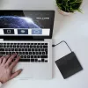 Externes DVD‑RW-Laufwerk QOLTEC 51857 — USB 3.0, SATA-Schnittstelle, DVD±R 8x, DVD±RW 4x, DVD‑RAM 5x, CD 24x, schwarz