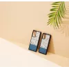 Handyhülle Man and Wood Galaxy Note 20 — blaue Blume auf Schwarz