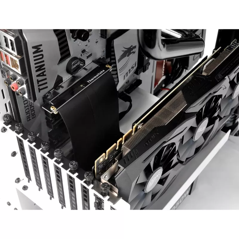 Thermaltake AC-053-CN1OTN-C1 internal Netzkabel 0.2 m