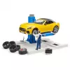 BRUDER Car Service Center bworld 62112 mit Roadster Spielset, Zubehörfiguren und Werkstattelementen