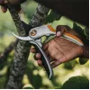 Fiskars 1057168 Plus Metal Gartenschere Bypass (1057168)