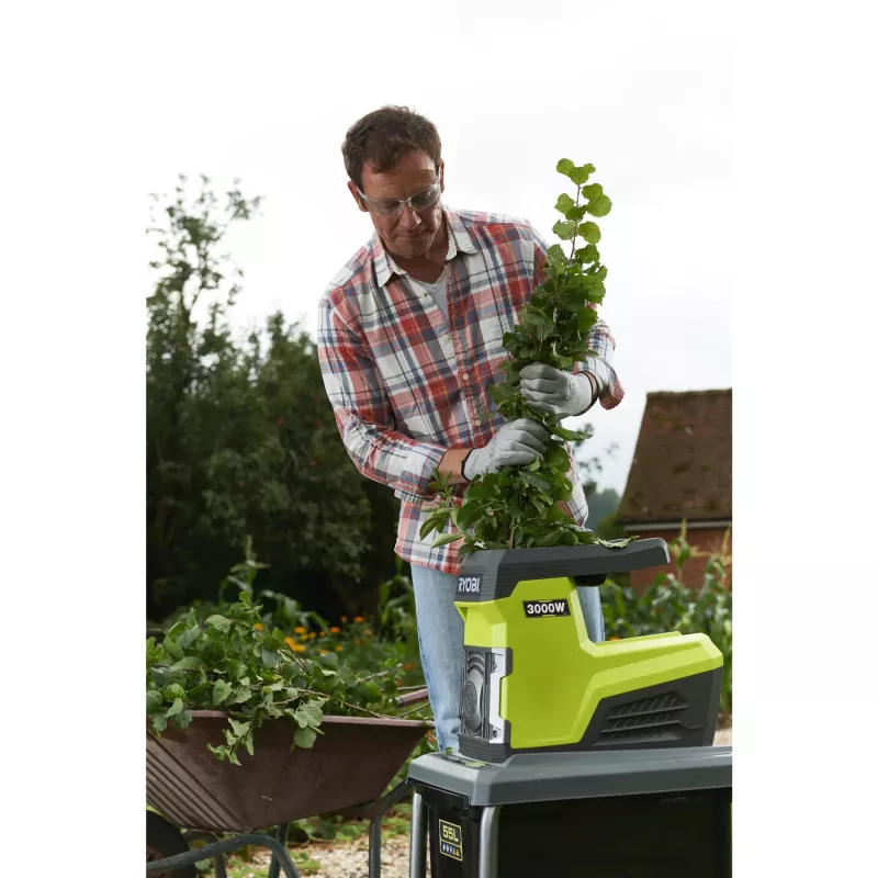 Ryobi RSH3045U - Häcksler - Elektrisch - 3000 W - Schnittleistung: 45 mm - 21 kg