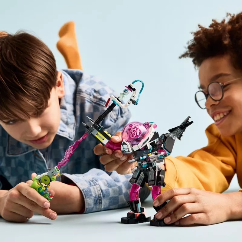 Konstruktionsspielzeug LEGO 71495 Mateo vs. Cyberbrain Mech – Spielset mit Minifiguren und baubarem Mech