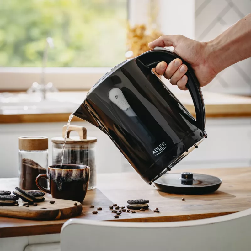 Adler Wasserkocher | AD 1244 | Elektrisch | 1850 W | 2,5 L | Kunststoff | 360°-Drehsockel | Schwarz