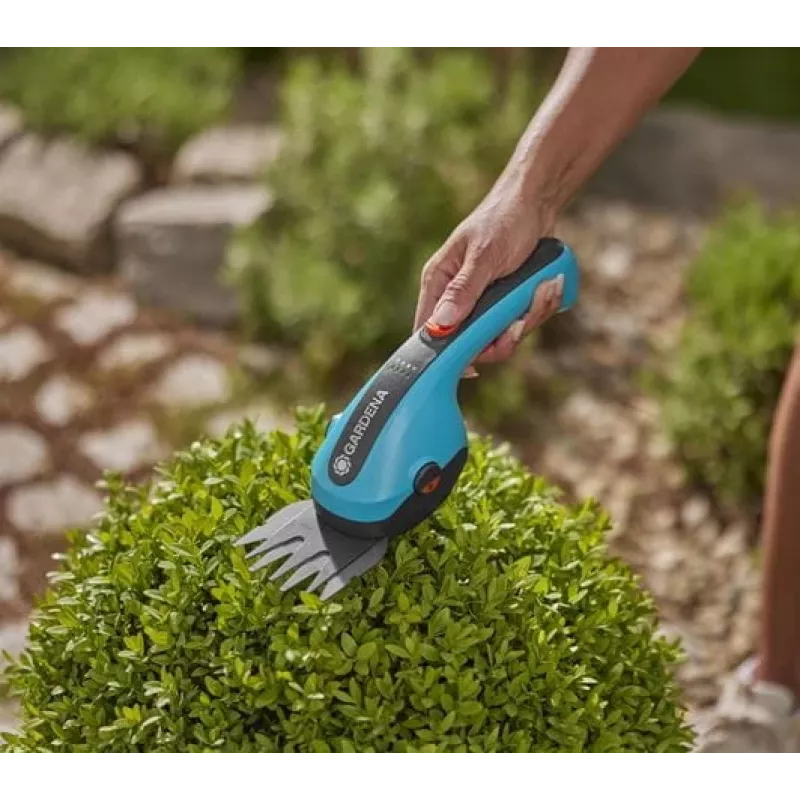 ClassicCut Li Akku-Grasschere 3,6 Volt türkis schwarz Li-Ionen-Akku 2,5 Ah