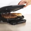 Elektrogrill Petra PT4366MBLKVDE schwarz mit Antihaftbeschichtung und einstellbarer Temperatur