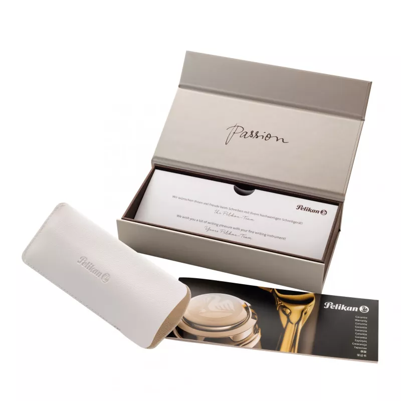 Pelikan M200, Schwarz, Gold, Integriertes Füllsystem, Harz, Gold, Italic-Feder, Gold, Edelstahl