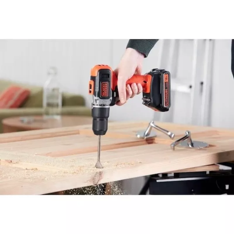 BLACK & DECKER | Akku-Bohrschrauber mit 2,0 Ah/4,0 Ah Akku | BCD003MEM2K-QW | 18 V | 2,0/4,0 Ah | Lithium