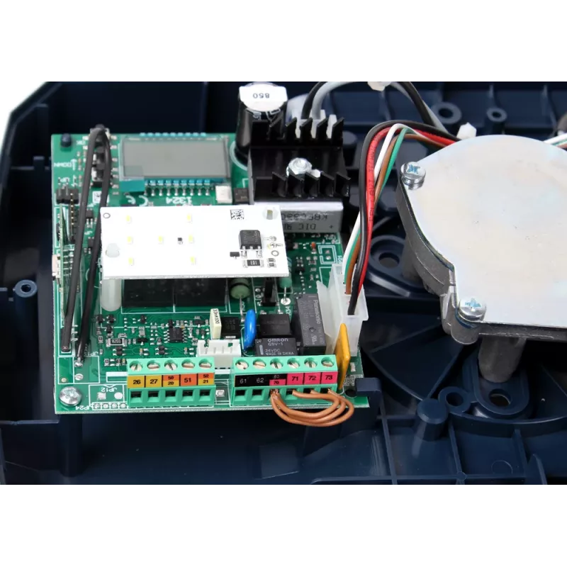 Garagentorantrieb BFt Botticelli BT 850 35 — Motorisierte Einheit für Sektional- und Schwingtore, privater und gewerblicher Einsatz