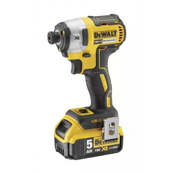 Schlagschrauber DeWALT DCF887P2-QW 1/4 Zoll Antrieb, 18V Li‑Ion 5Ah, 205 N·m, 3250 RPM, 2 Akkus, Ladegerät, Koffer