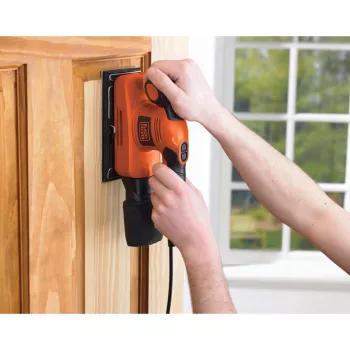 Exzenterschleifer Schwarz & Decker KA320EKA-QS, 240 W, 91 x 189 mm Schleifplatte, 2 mm Schwingkreis