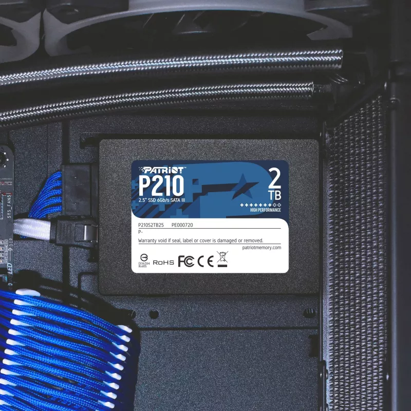 2,5 Zoll SATA III SSD PATRIOT P210 2 TB — 500 MB/s Lesen, 400 MB/s Schreiben, 7 mm
