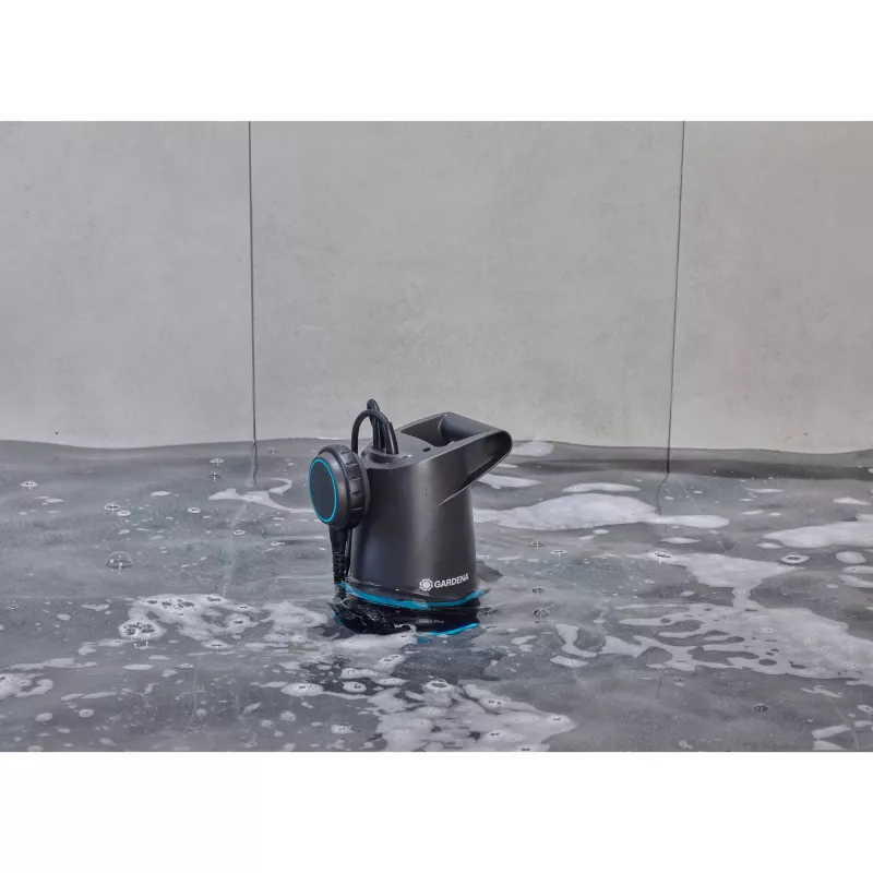 Tauchpumpe GARDENA 09018-47 — 550 W Motor für Wasserentfernung und -umleitung