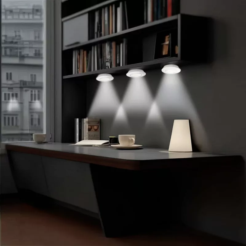 Maclean Energy MCE165 Fernbedienungs-LED-Lampen-Set, AAA-Batterien, 6 Stück im Set