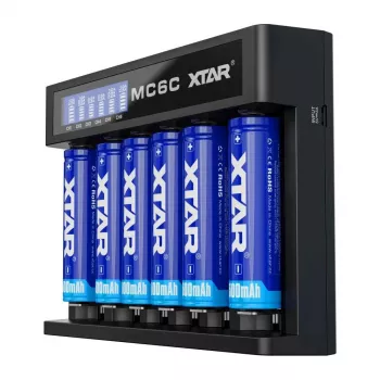 XTAR MC6C Ladegerät Multi-Slot intelligentes Ladegerät für zylindrische Li-Ion-Zellen, 6 Schächte, unterstützt 18650/21700/AA, 5V Eingang, schwarz