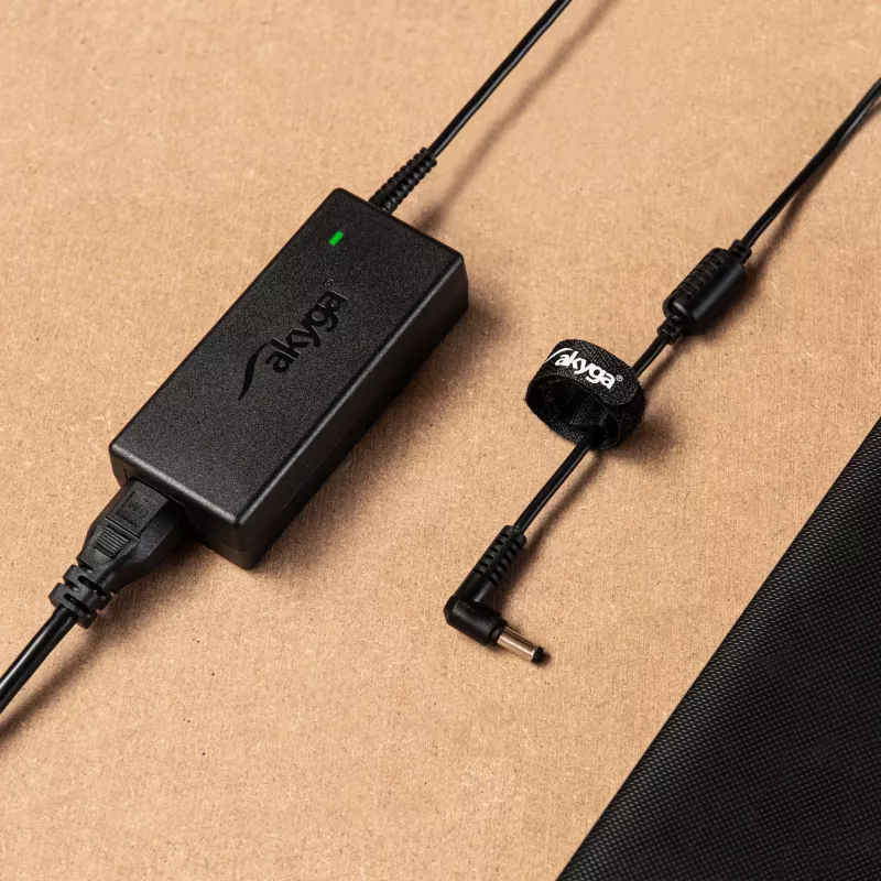 Akyga AK-ND-13 Notebook-Netzteil 19 V / 3,16 A, 60 W, 5,5 x 3,0 mm + Pin, 1,2 m, für Samsung