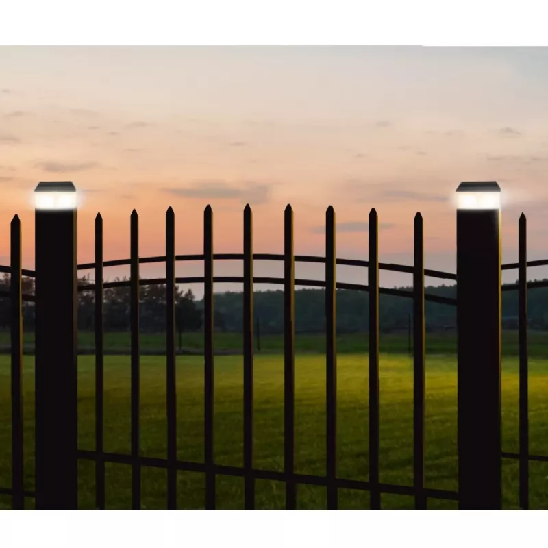 GB128 LED-Solarleuchte für Zaunpfosten und Garten, Schwarz - Grün Blue