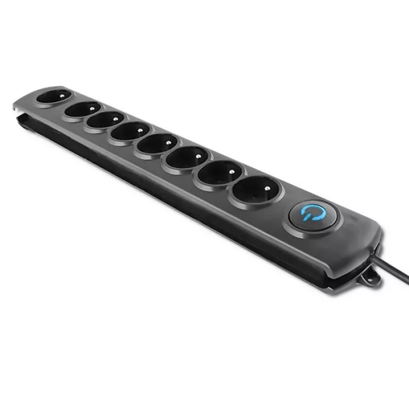 Überspannungsschutz Qoltec 50113 Schwarz 8 AC-Ausgänge 230 V 1,8 m