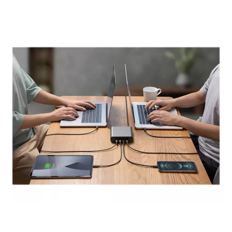 HYPER 245W GaN Desktop-Ladegerät für Laptop, Smartphone, Tablet Schwarz, Silber AC, Akku Schnellladen Indoor