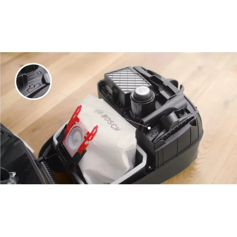 Staubsauger Bosch BGB 41RD3H — 600 W, 4 l Staubbeutel, HEPA-Filter, 11 m Aktionsradius, Teleskoprohr, rot