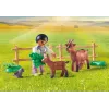 Playmobil 71442 Country: Traktor mit Anhänger und Wassertank – Frische Ernte auf dem Bauernhof – Spielerisch die Umwelt kennenlernen – Fantasievolles Rollenspiel