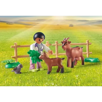 Playmobil 71442 Country: Traktor mit Anhänger und Wassertank – Frische Ernte auf dem Bauernhof – Spielerisch die Umwelt kennenlernen – Fantasievolles Rollenspiel