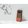 Smartphone-Hülle man and wood für Galaxy S10e — braunes Karo mit schwarzer Umrandung