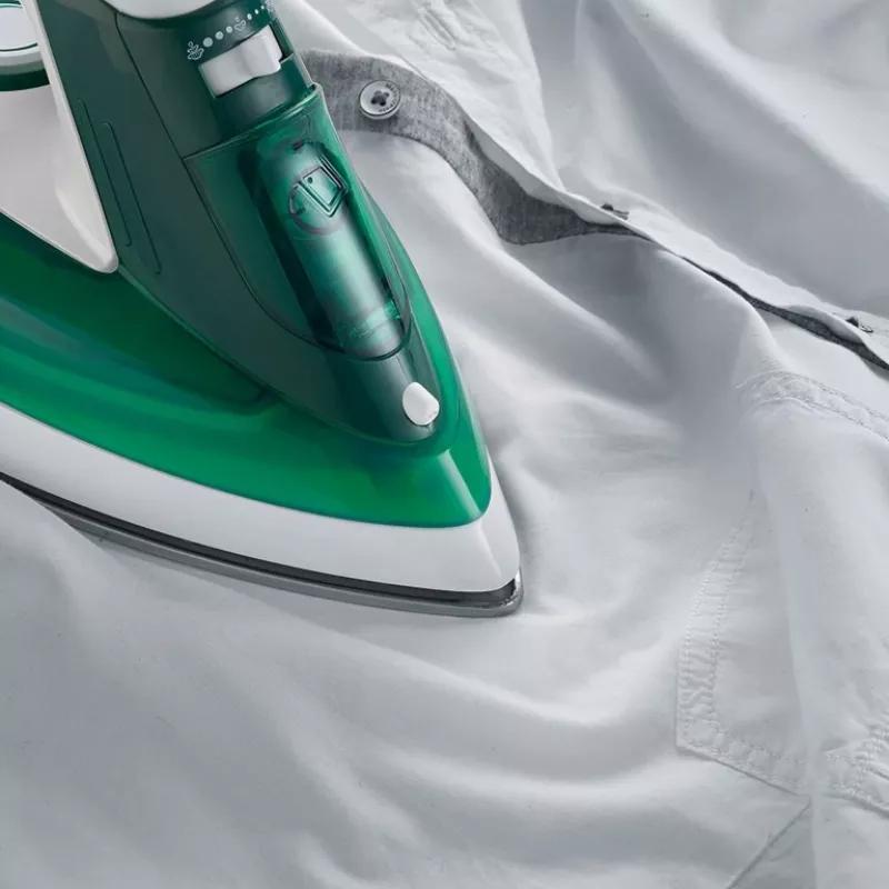 Severin BA 3261 Bügeleisen Dampfbügeleisen Keramiksohle 2400 W Weiß, Grün