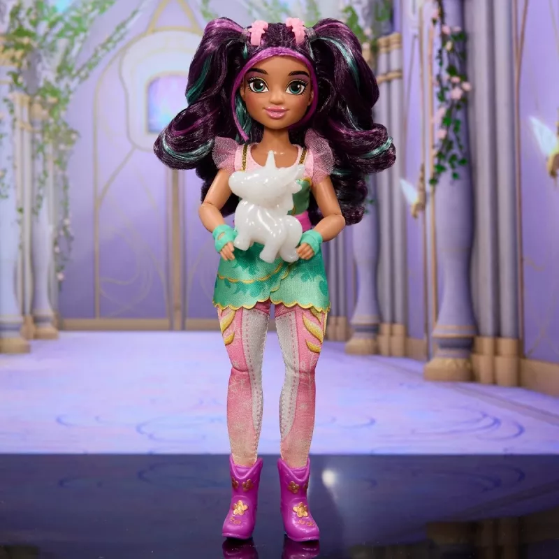 Modepuppe Spinmaster Unicorn Academy Ava Modell 6072649 – Modepuppe mit thematischem Outfit und Zubehör
