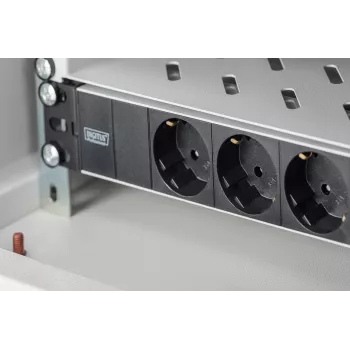Aluminium-Steckdosenleiste Digitus DN-95411 3 Sicherheitssteckdosen 2 m