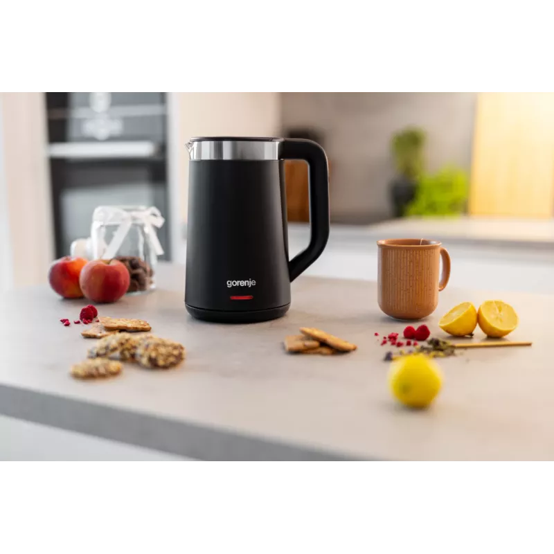 Gorenje K17TRDW Wasserkocher 1,7 L 2200 W Schwarz