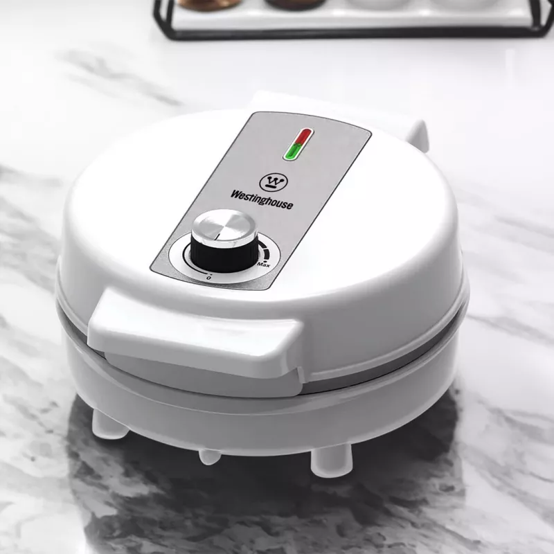 Waffeleisen Westinghouse WKWMSL402 — elektrisches Waffeleisen, kompaktes Tischgerät