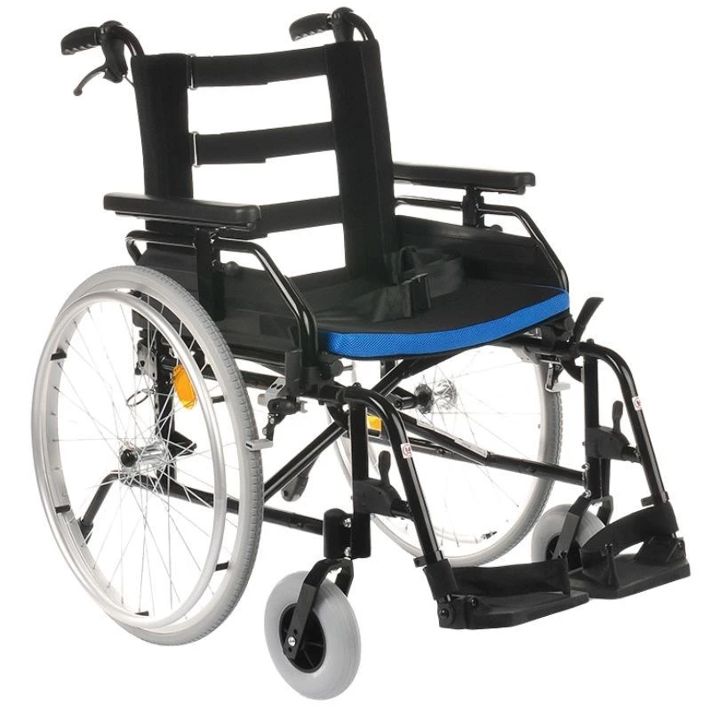 Faltrollstuhl MDH Cameleon 18' — kompakter tragbarer Mobilitätsstuhl