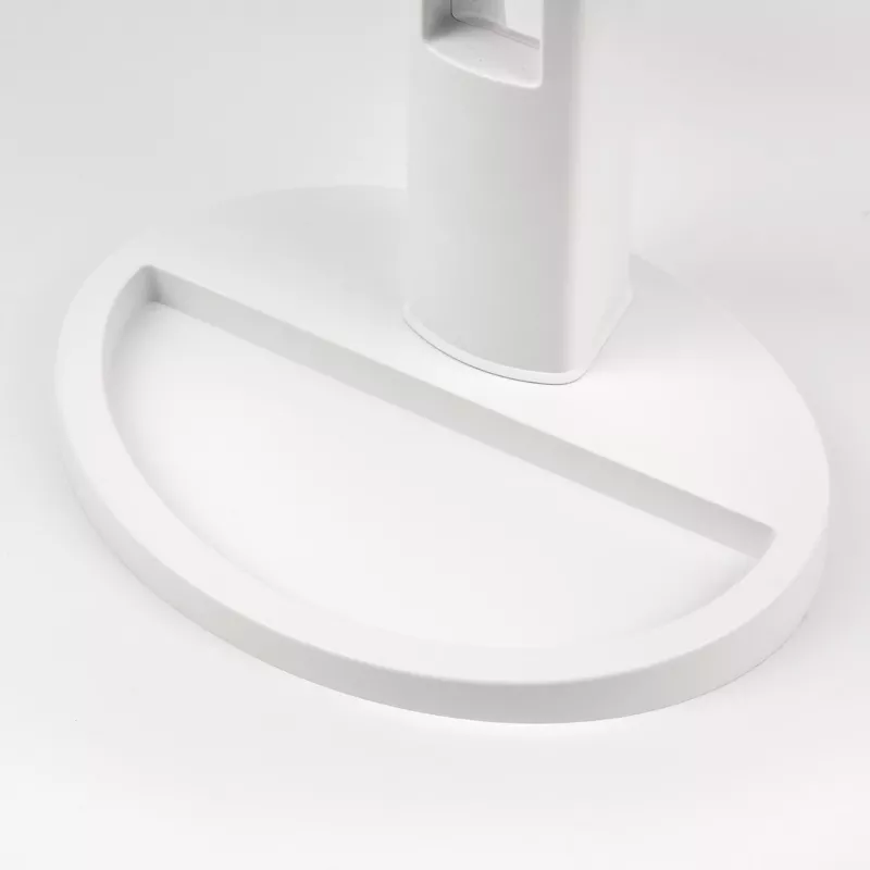 Freistehender Kosmetikspiegel Girmi BE04 – rechteckig mit 1-facher Vergrößerung, weiße LED, USB/4×AA, 180°-Drehung