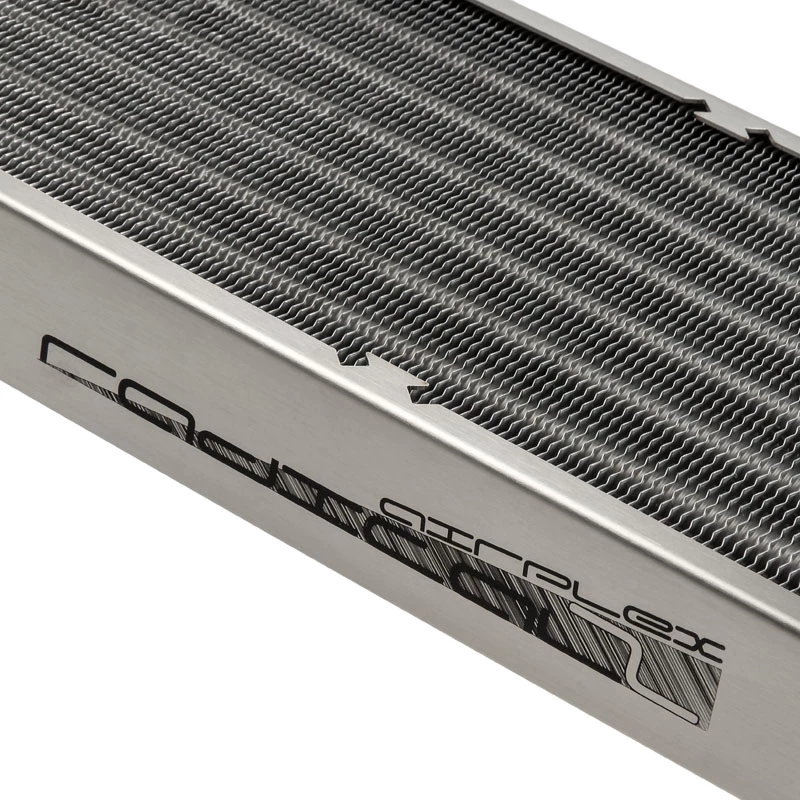 Kühlerblock Aqua-Computer 33705 — Aluminium/Kupfer/Edelstahl, 320×140×40 mm, grau/silber
