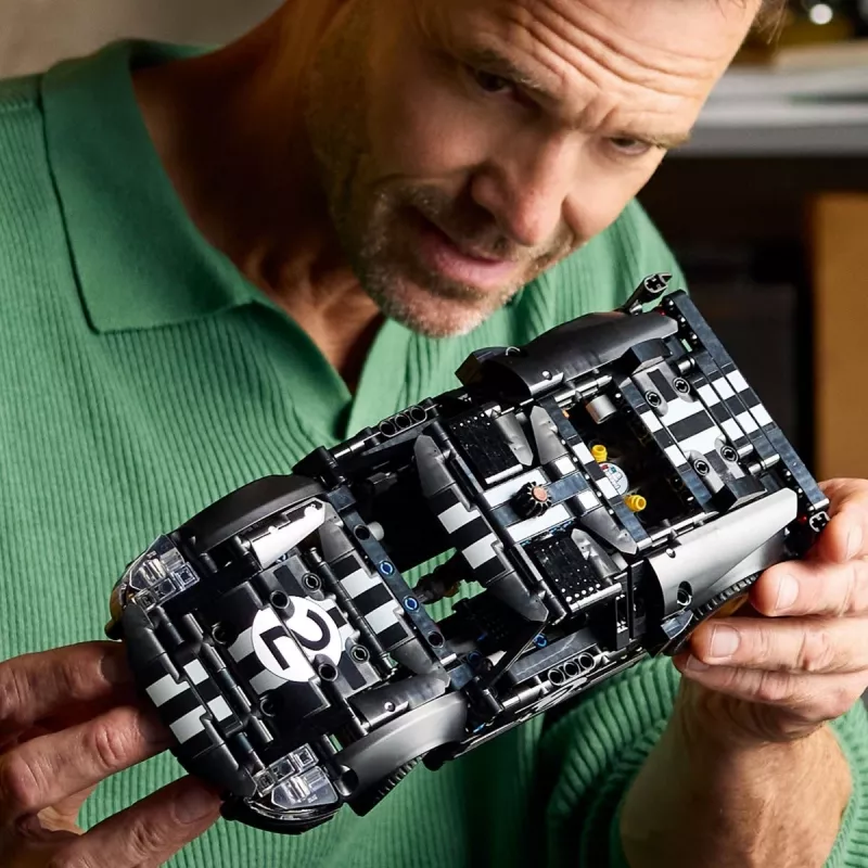 LEGO TECHNIC 42223 1966 Ford GT40 MKII Rennwagen